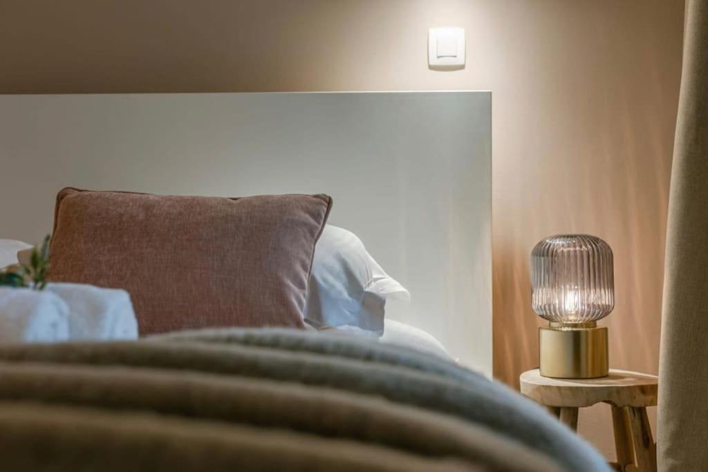 Juan - Stijlvol Appartement Met Uitzicht Op De Kaai Ostende Exterior foto